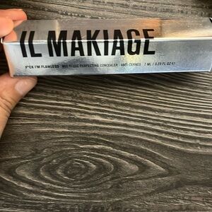 Il Makiage F*ck I'm Flawless Multi-Use Perfecting Concealer 0.23 FL OZ / 7ML